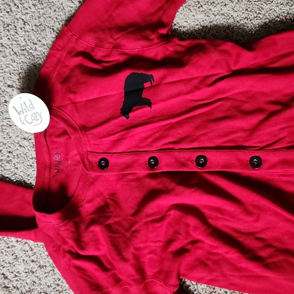 Bear Bum onesie. Bought in Jasper. Never used. Red. Size XS. - Picture 6 of 9